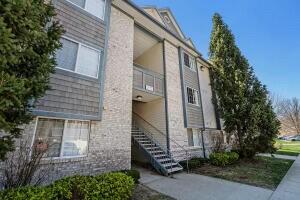18372 N Ridge Court, 2