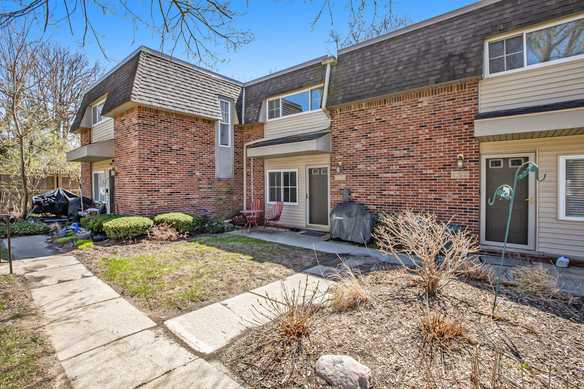 570 Kellogg Street