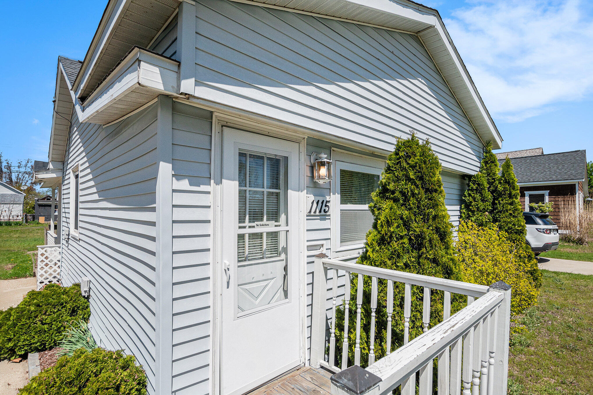 1115 Pennoyer Avenue