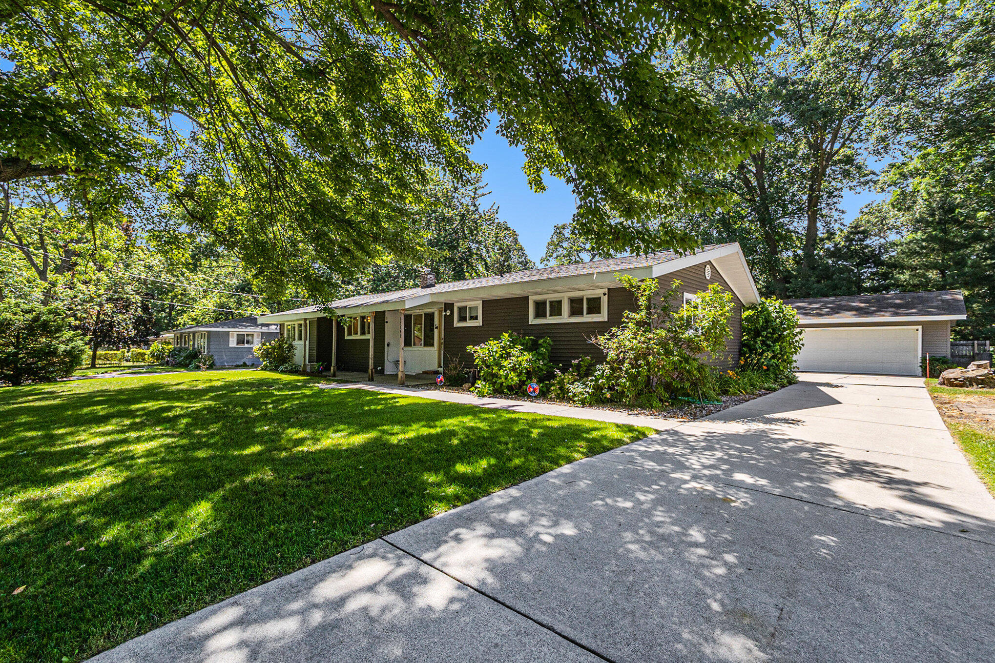 15142 Echo Court