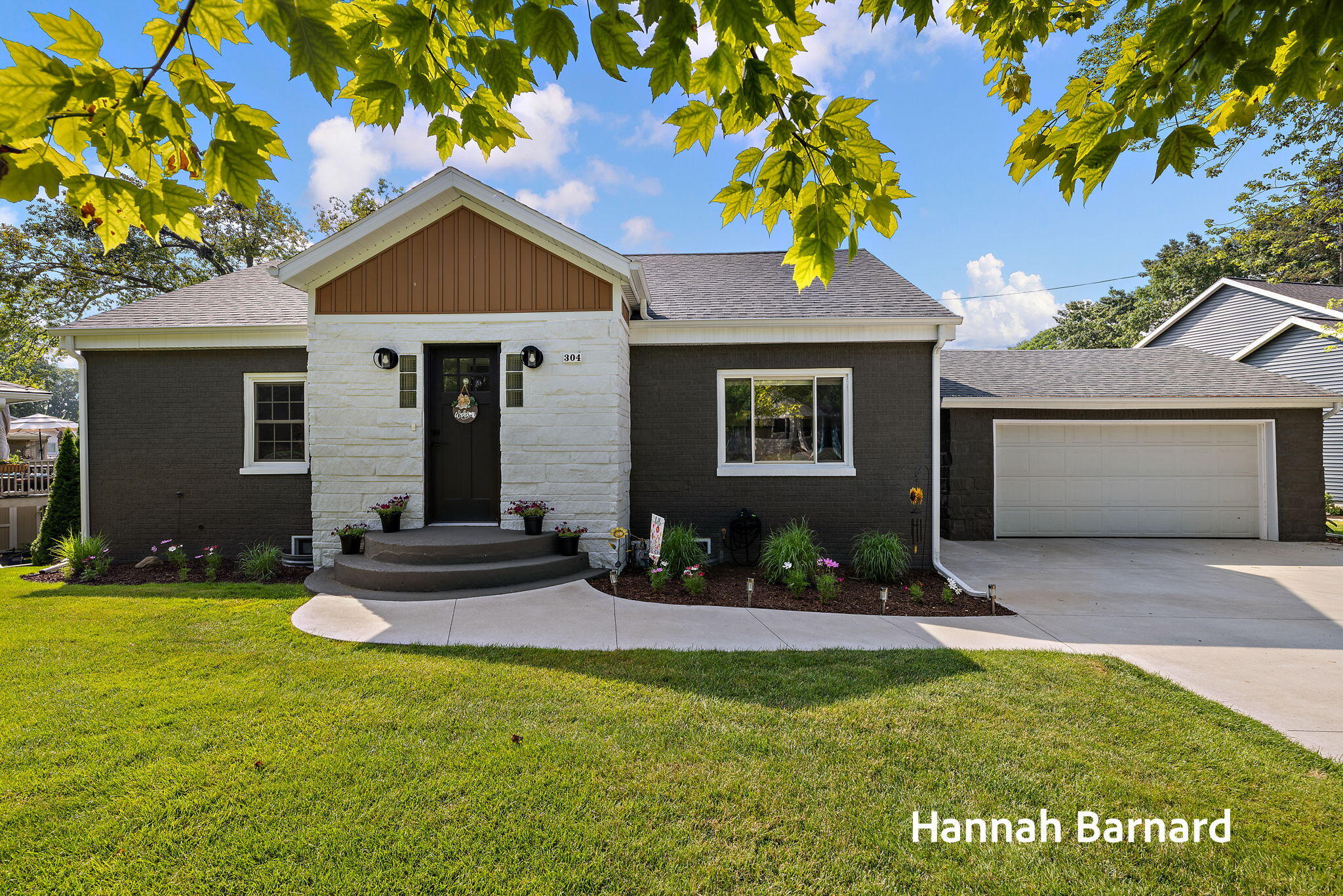 304 Dewitt Lane