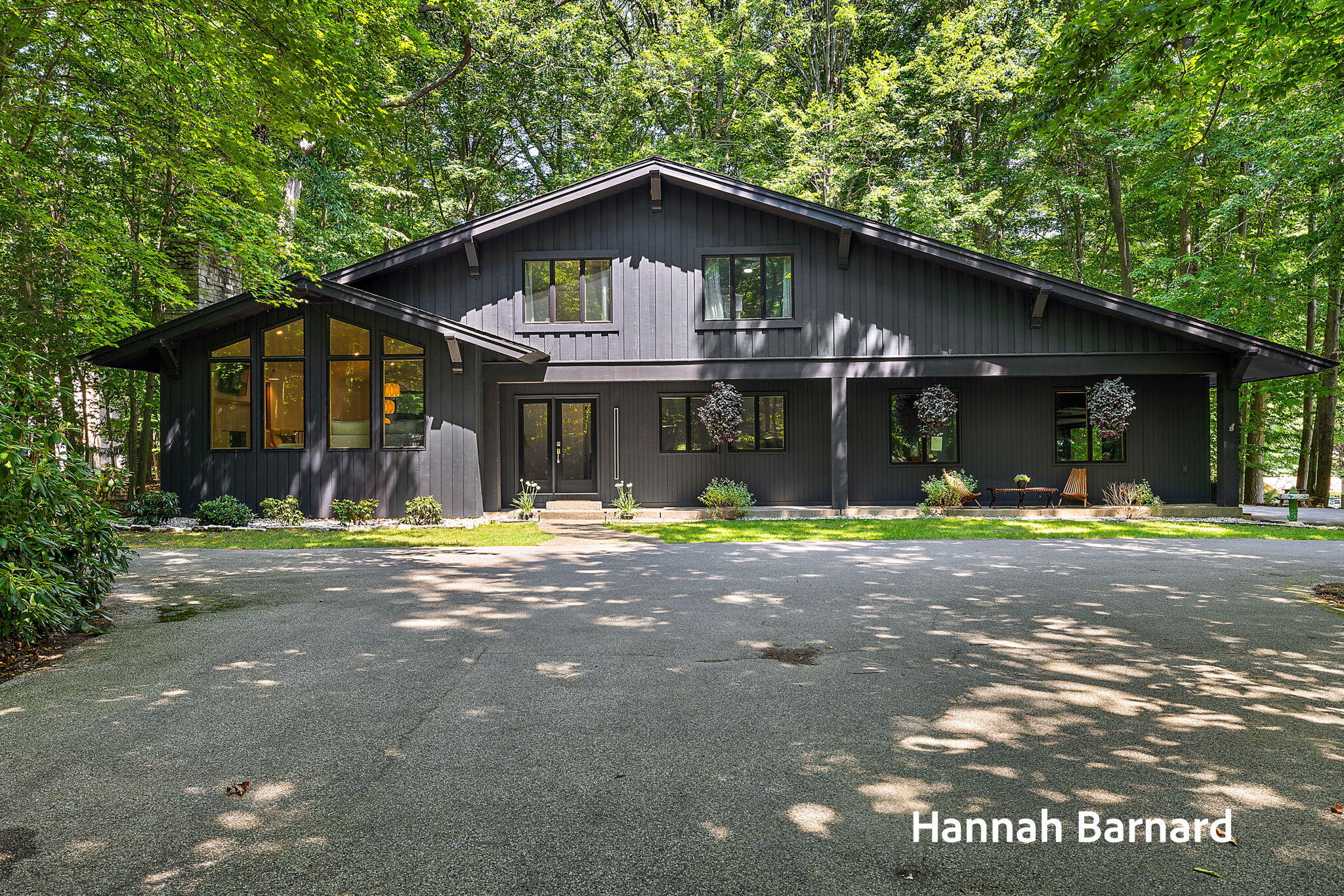 1526 Middlebrook Drive