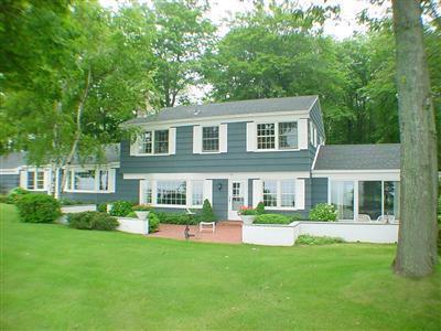 3661 Scenic Drive