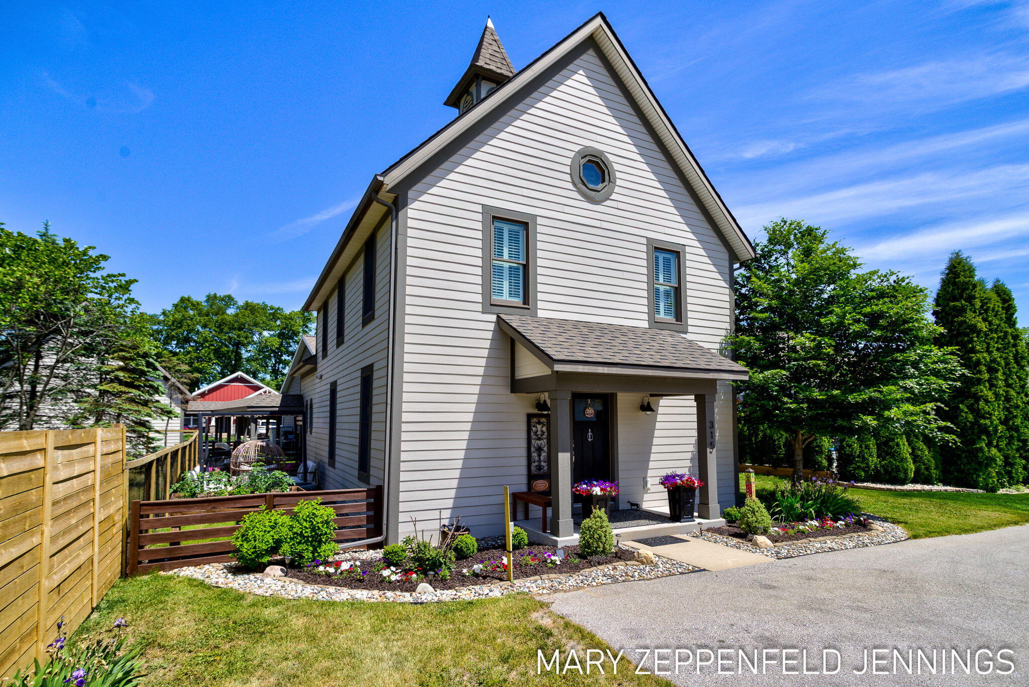 315 Rachaels Way