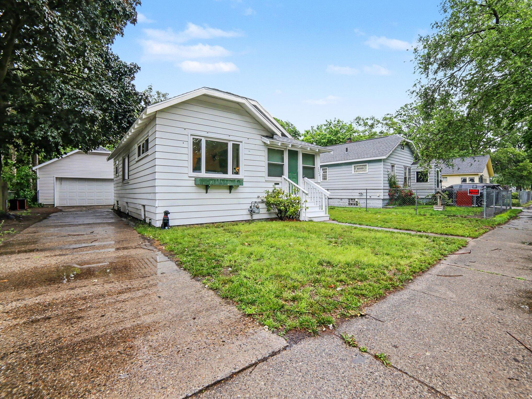 2222 Crozier Avenue