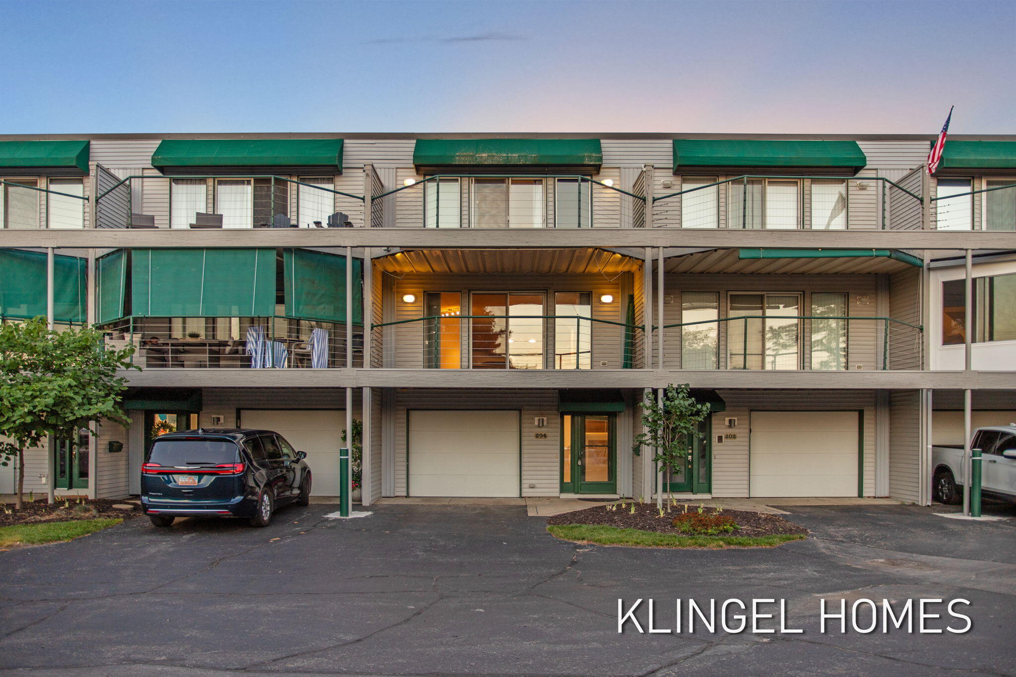 204 N Harbor Avenue 7