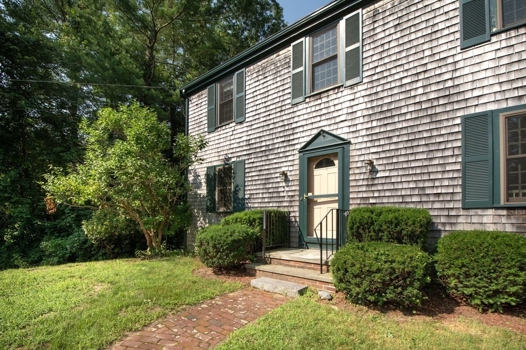 4 Circuit Street