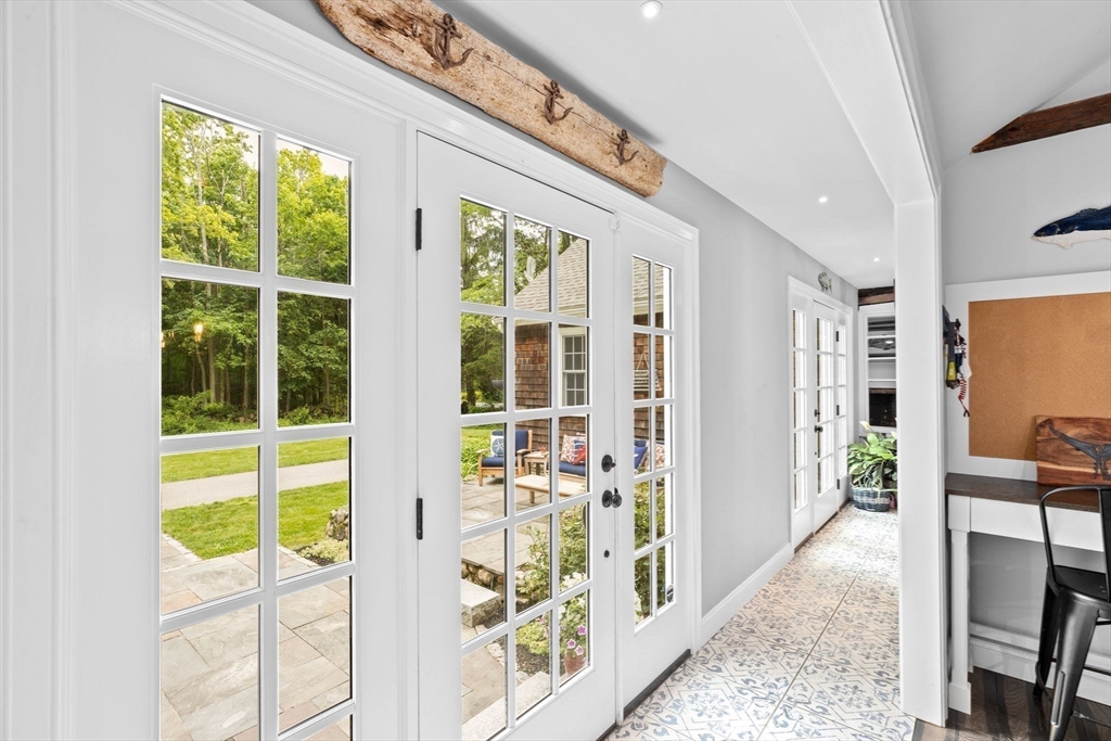 48 Old Oaken Bucket Road