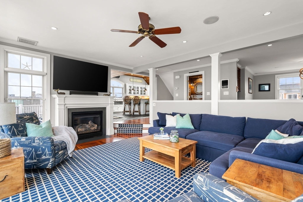 28 Collier Rd