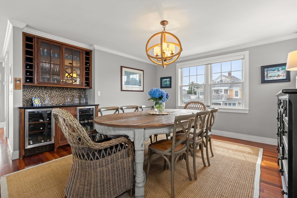 28 Collier Rd