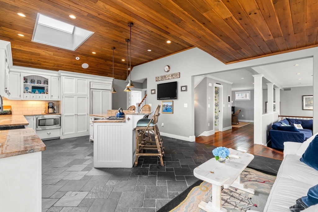 28 Collier Rd