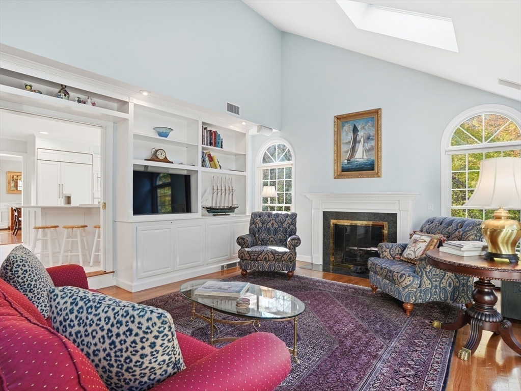 10 Shrine Road, Norwell
