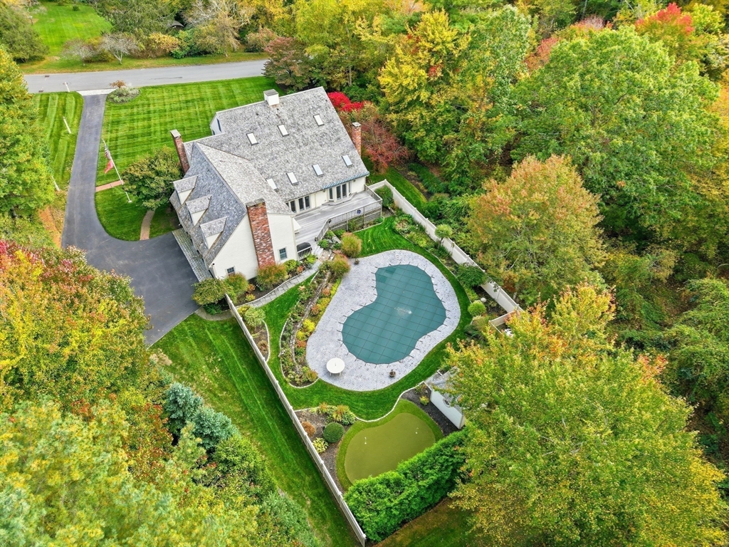 10 Shrine Road, Norwell