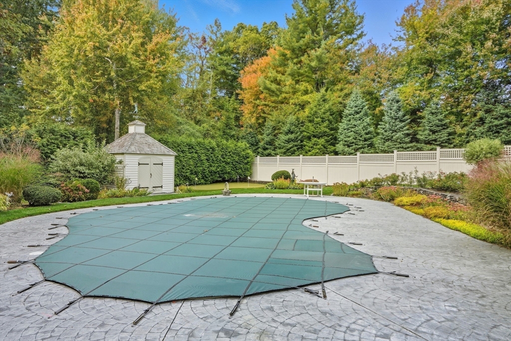 10 Shrine Road, Norwell