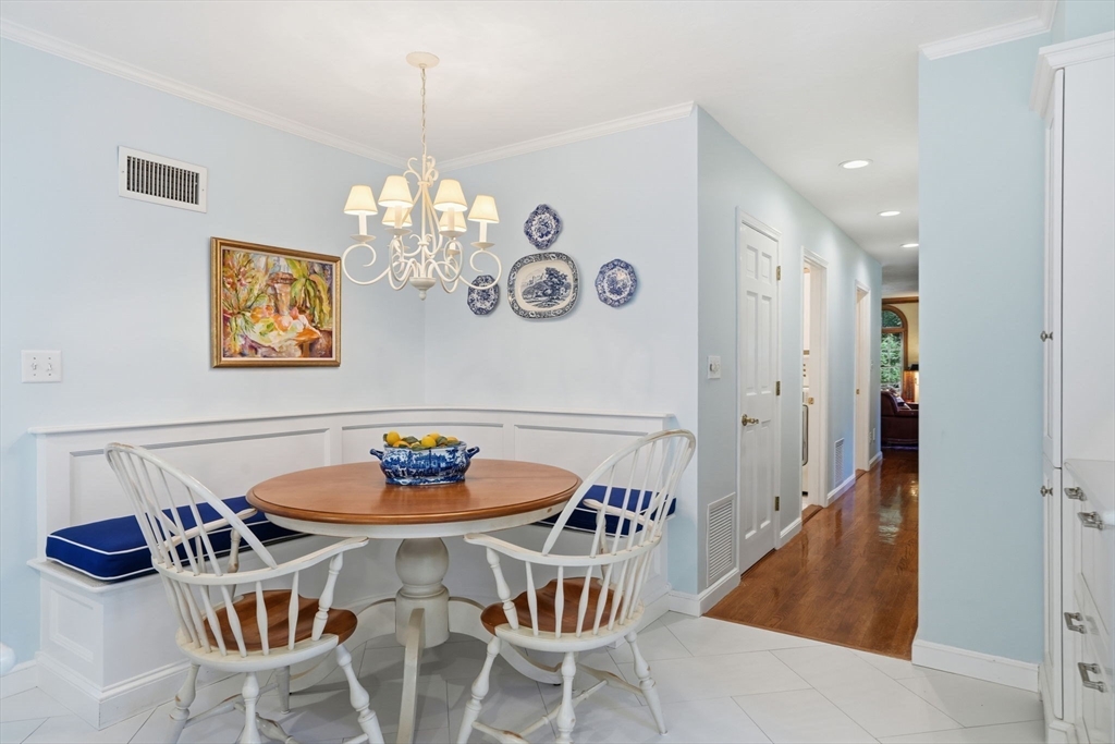 10 Shrine Road, Norwell