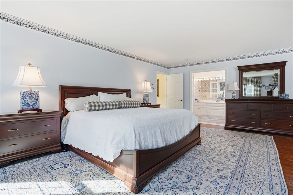 10 Shrine Road, Norwell