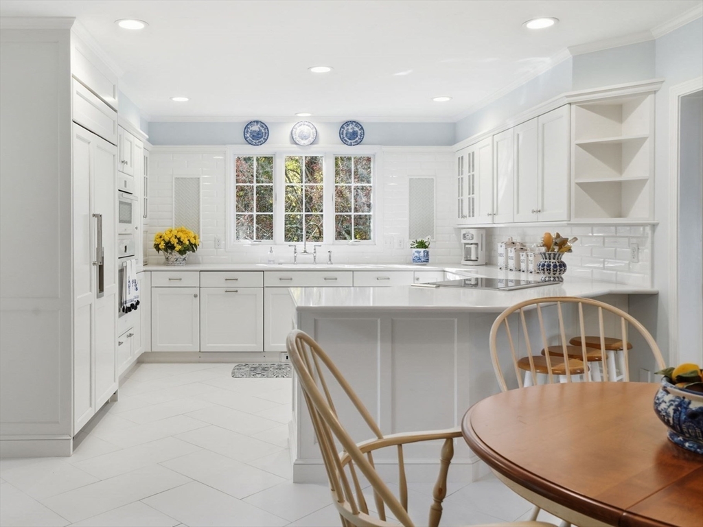 10 Shrine Road, Norwell