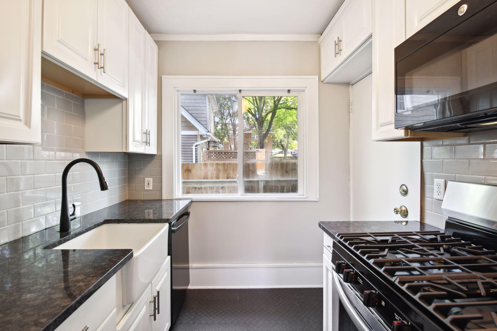 2010 Saint Clair Avenue