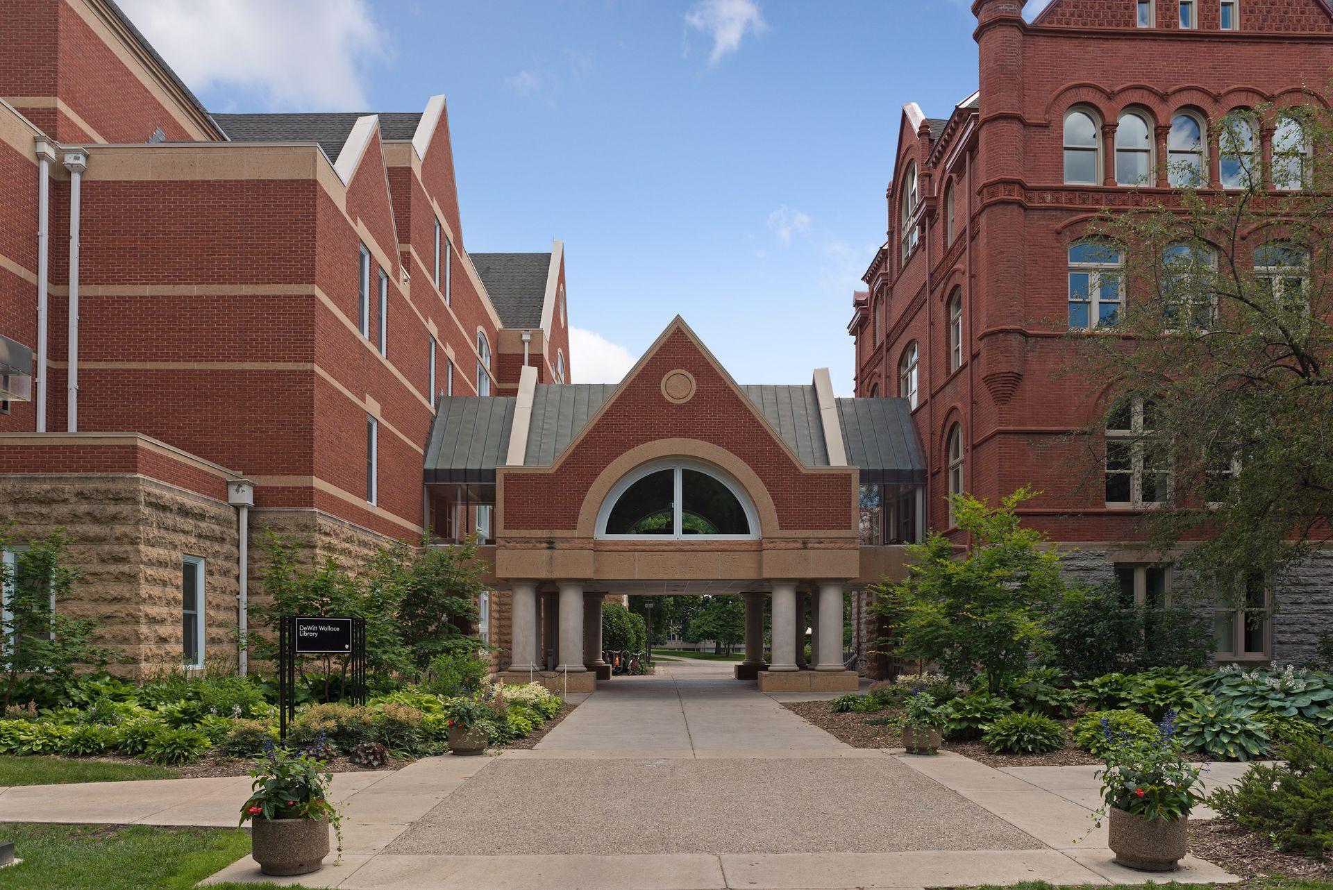 2010 Saint Clair Avenue