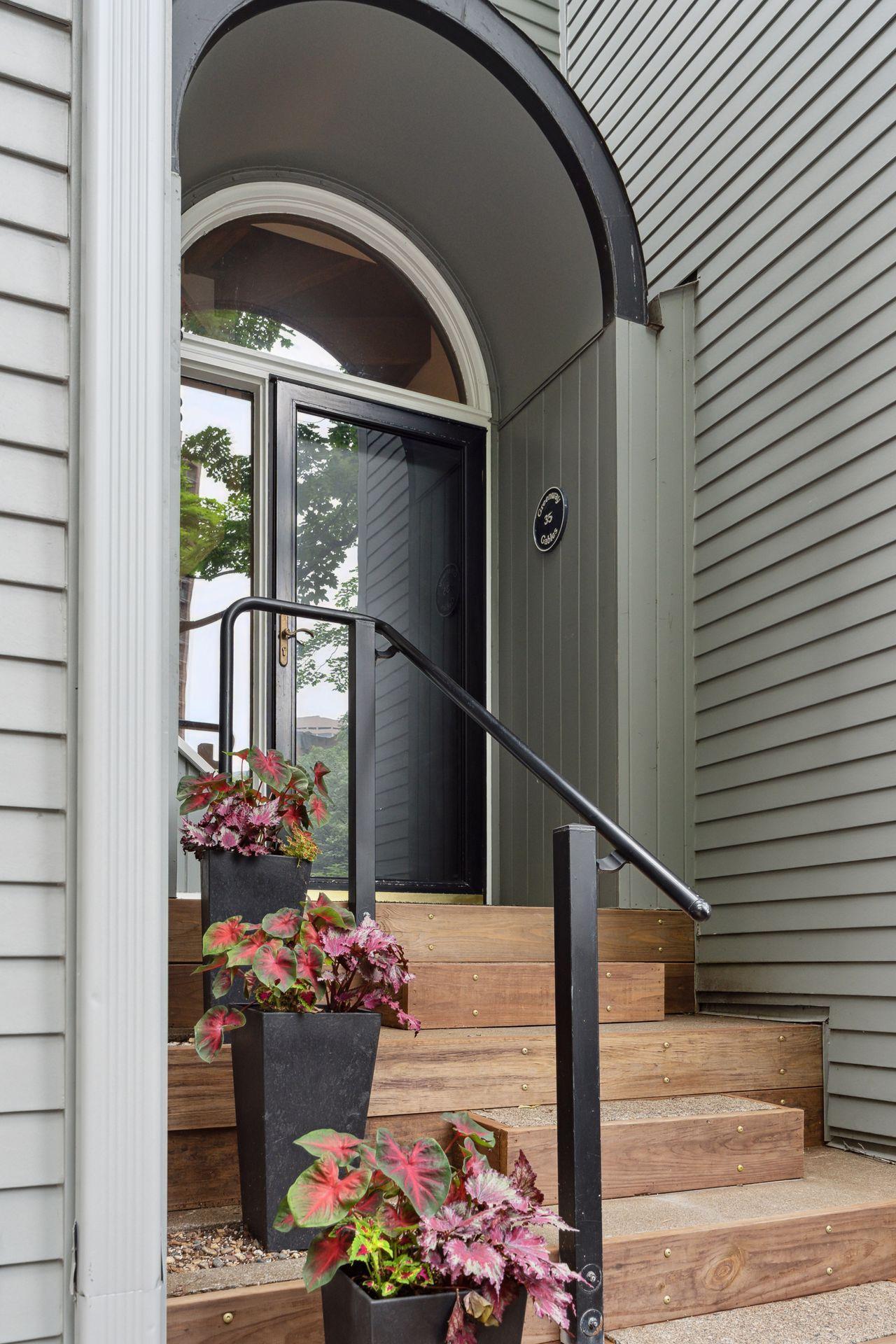 35 Greenway Gables