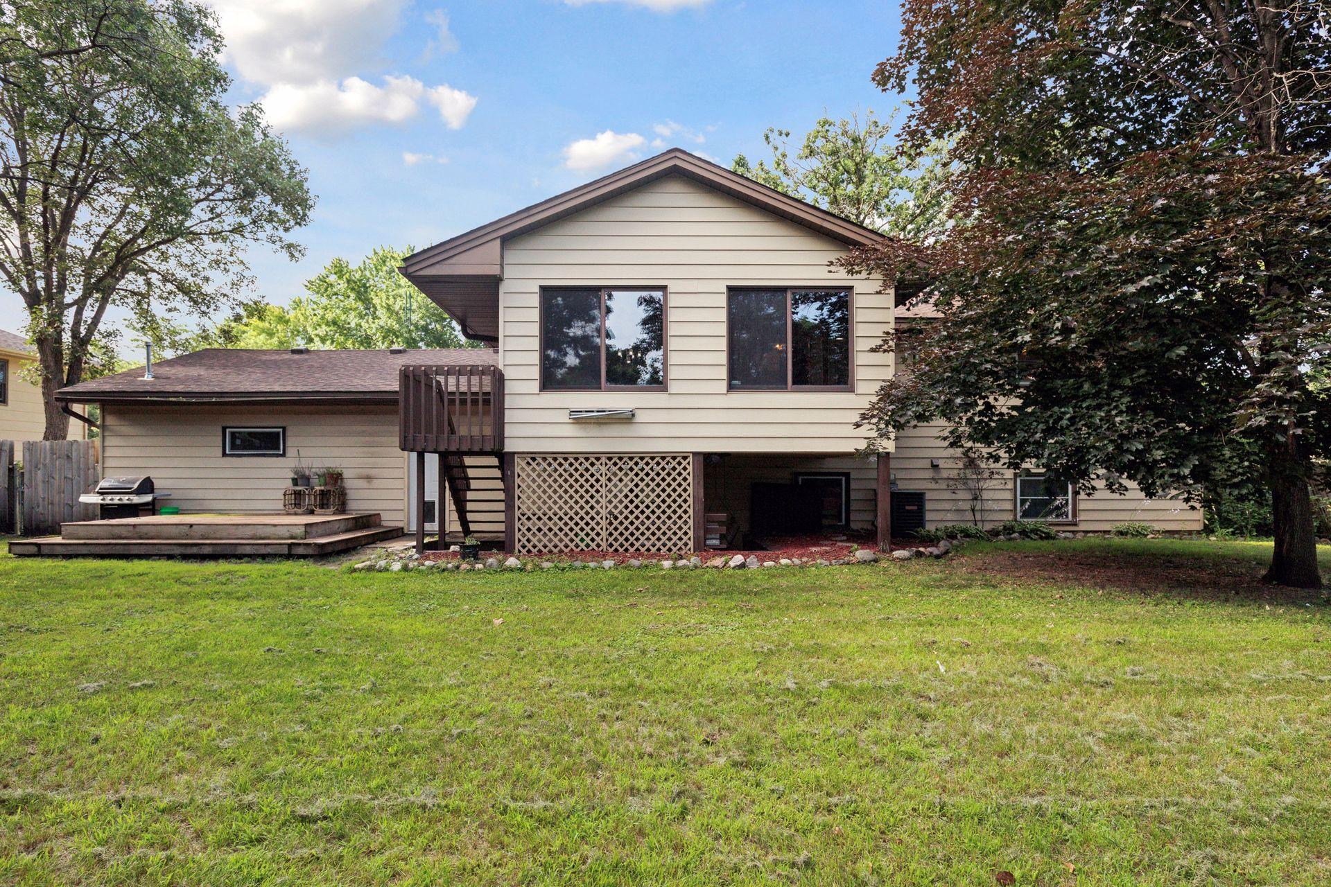 153 Egret Boulevard NW