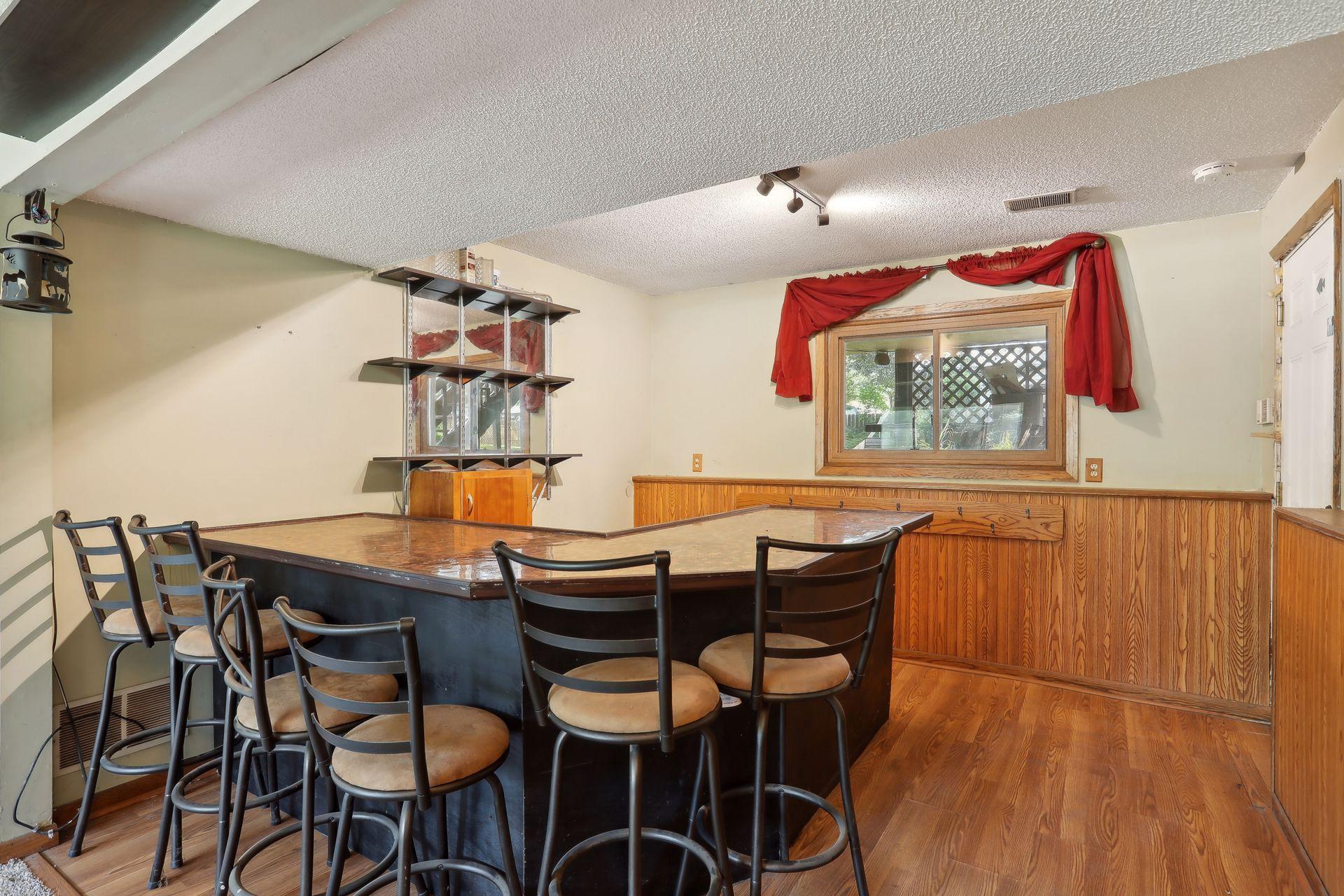 153 Egret Boulevard NW