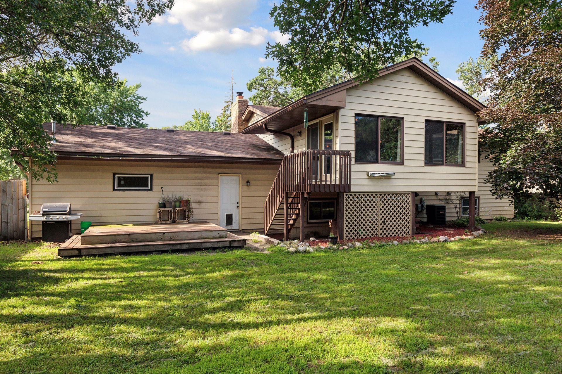153 Egret Boulevard NW