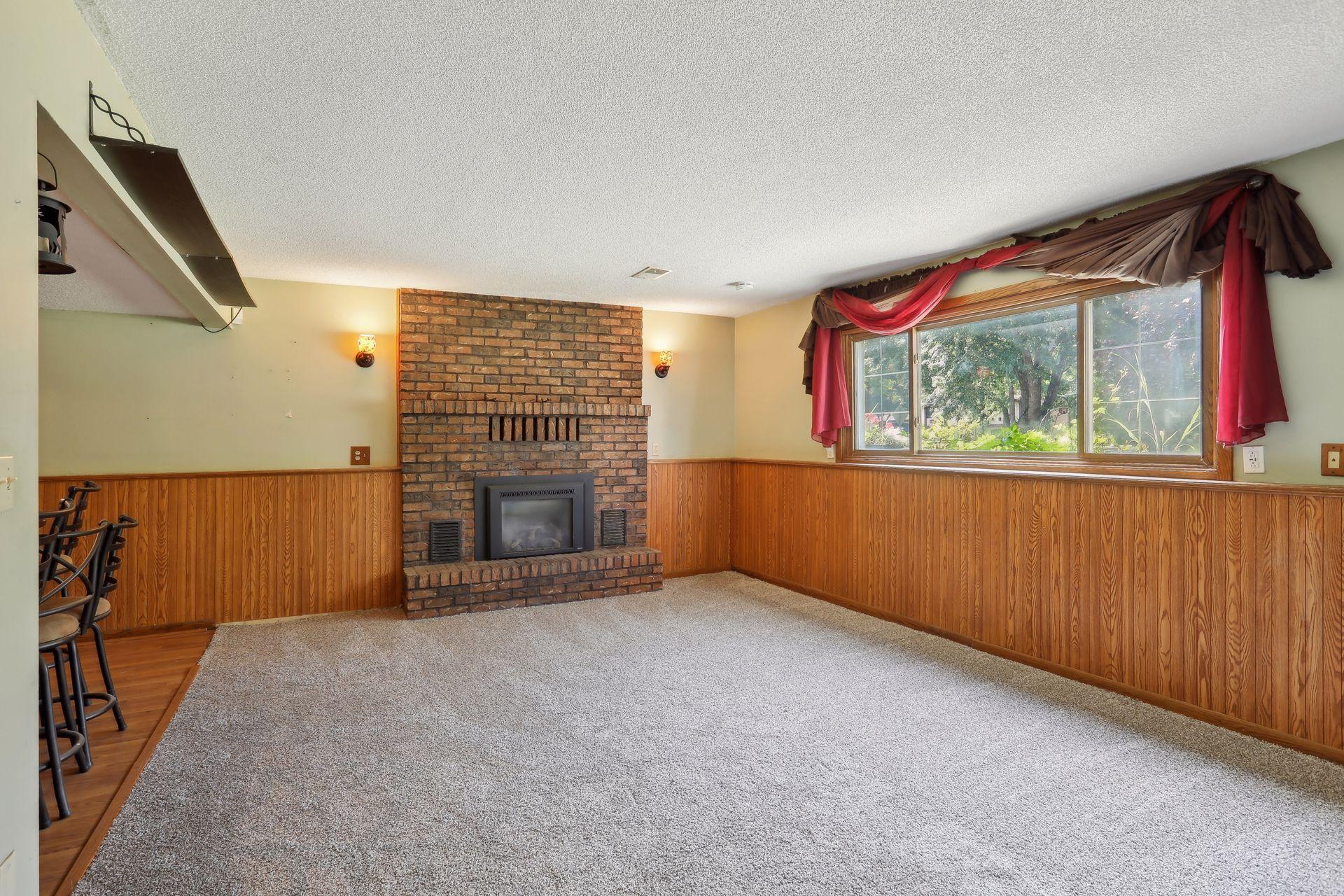 153 Egret Boulevard NW
