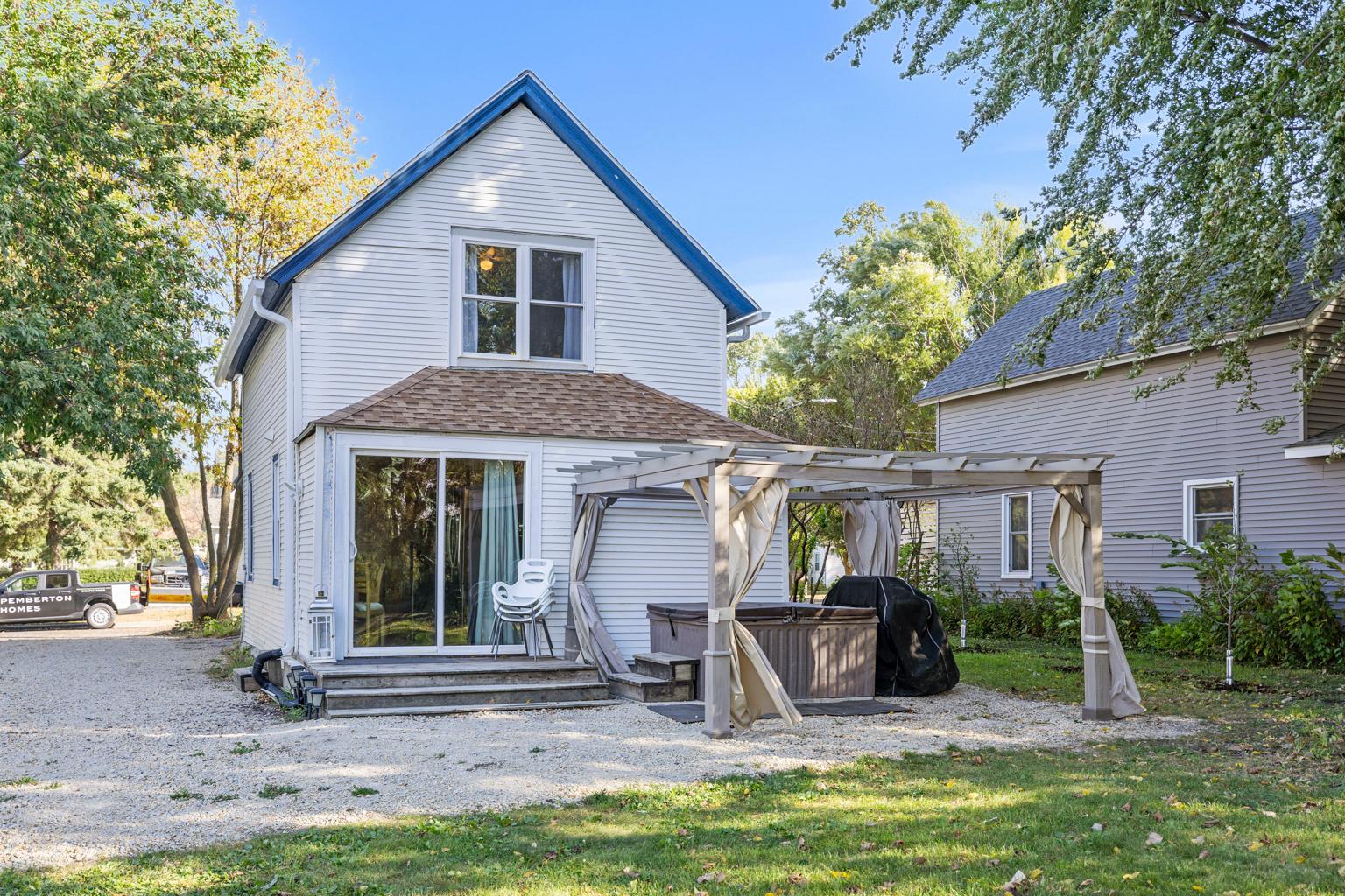 115 Arizona Street SE