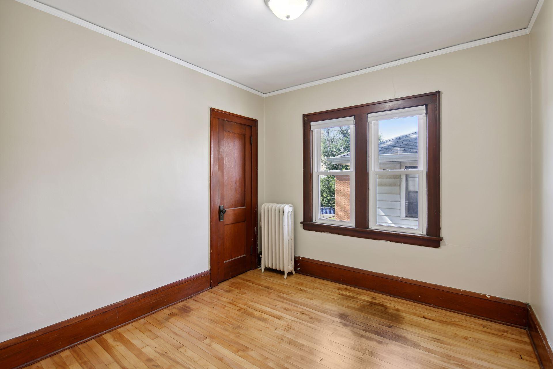 2010 Saint Clair Avenue