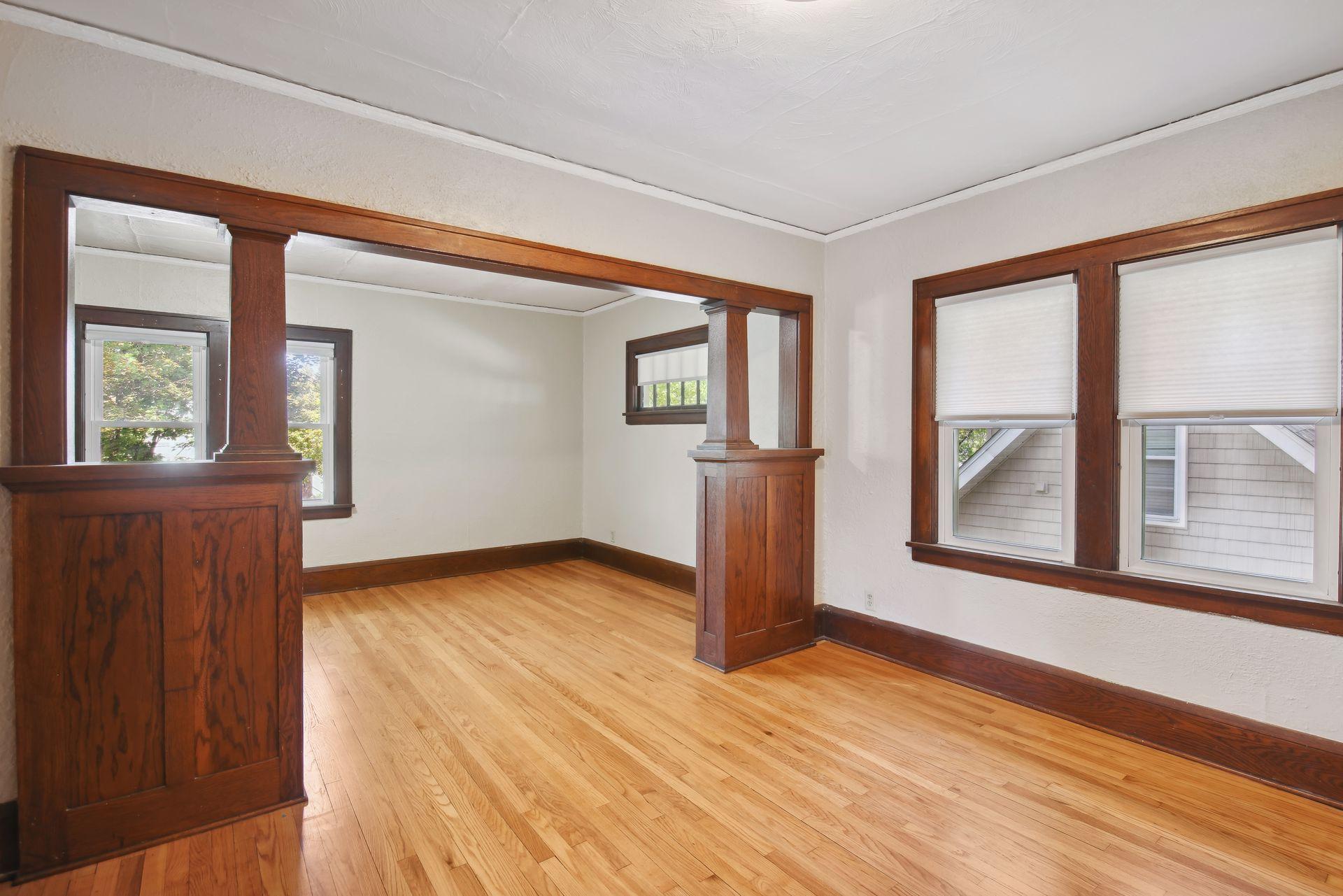 2010 Saint Clair Avenue