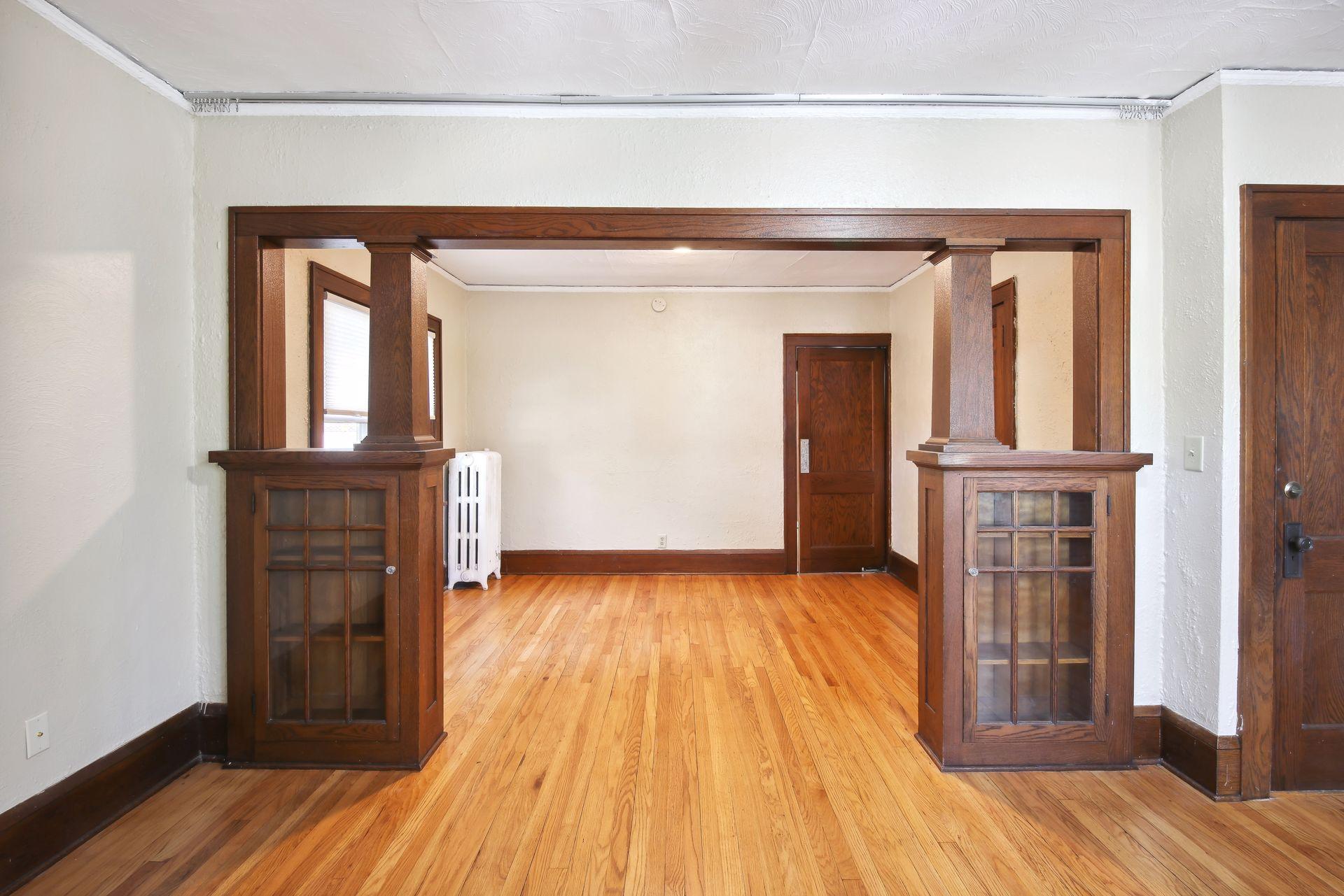 2010 Saint Clair Avenue