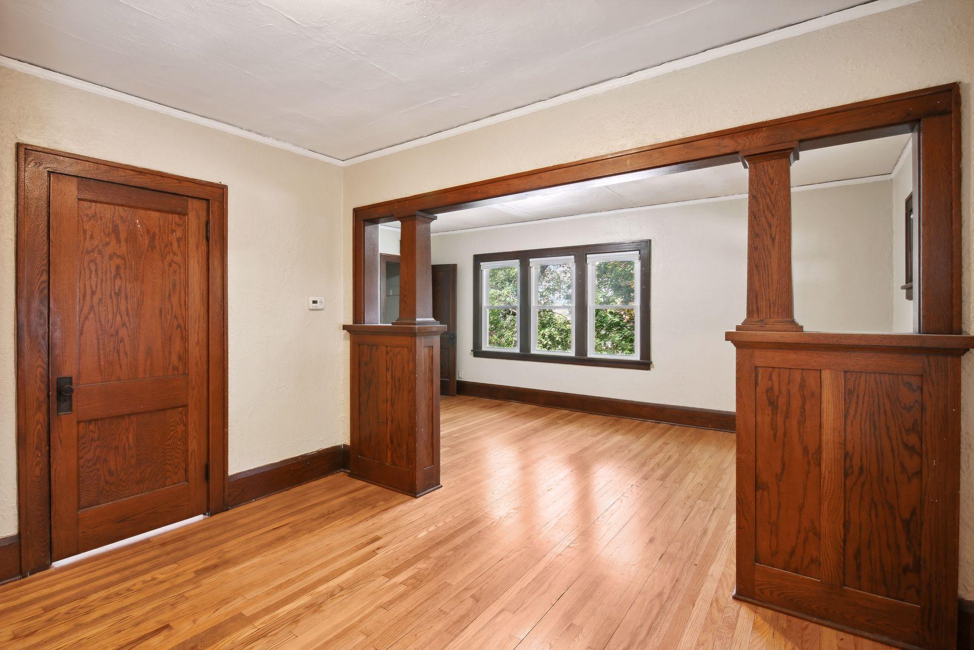 2010 Saint Clair Avenue