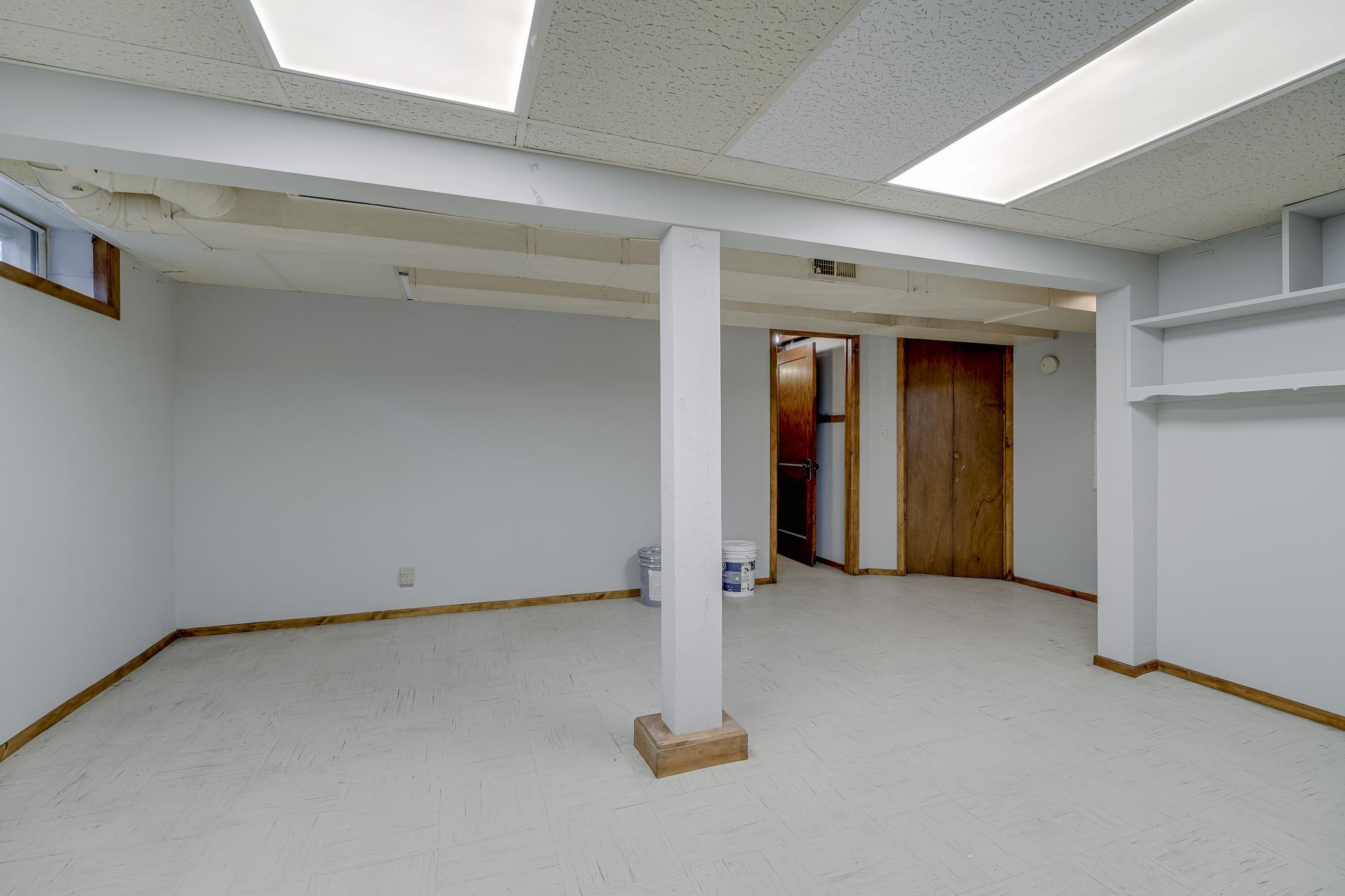 3620 Sheridan Avenue N