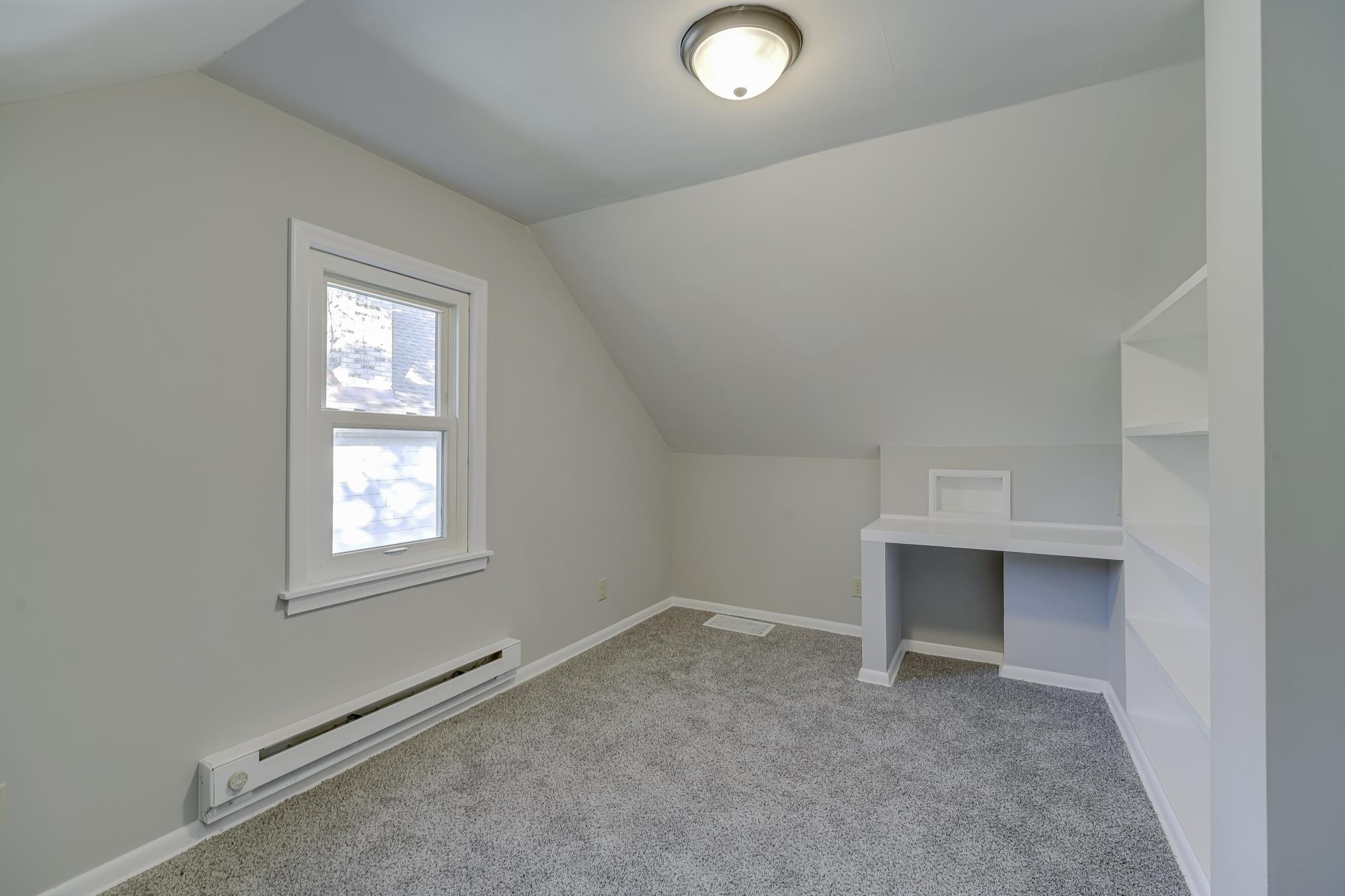 3620 Sheridan Avenue N