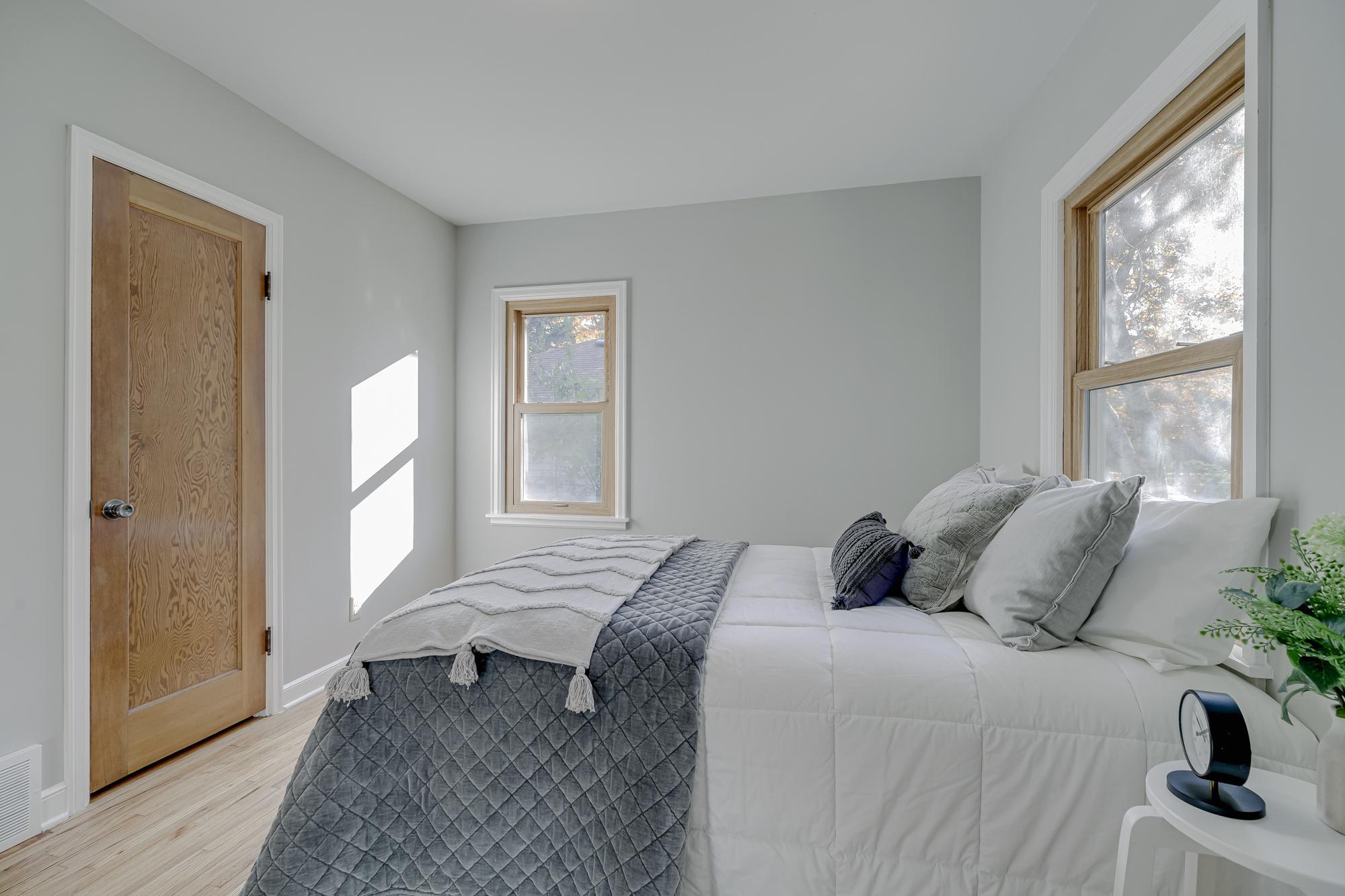 3620 Sheridan Avenue N