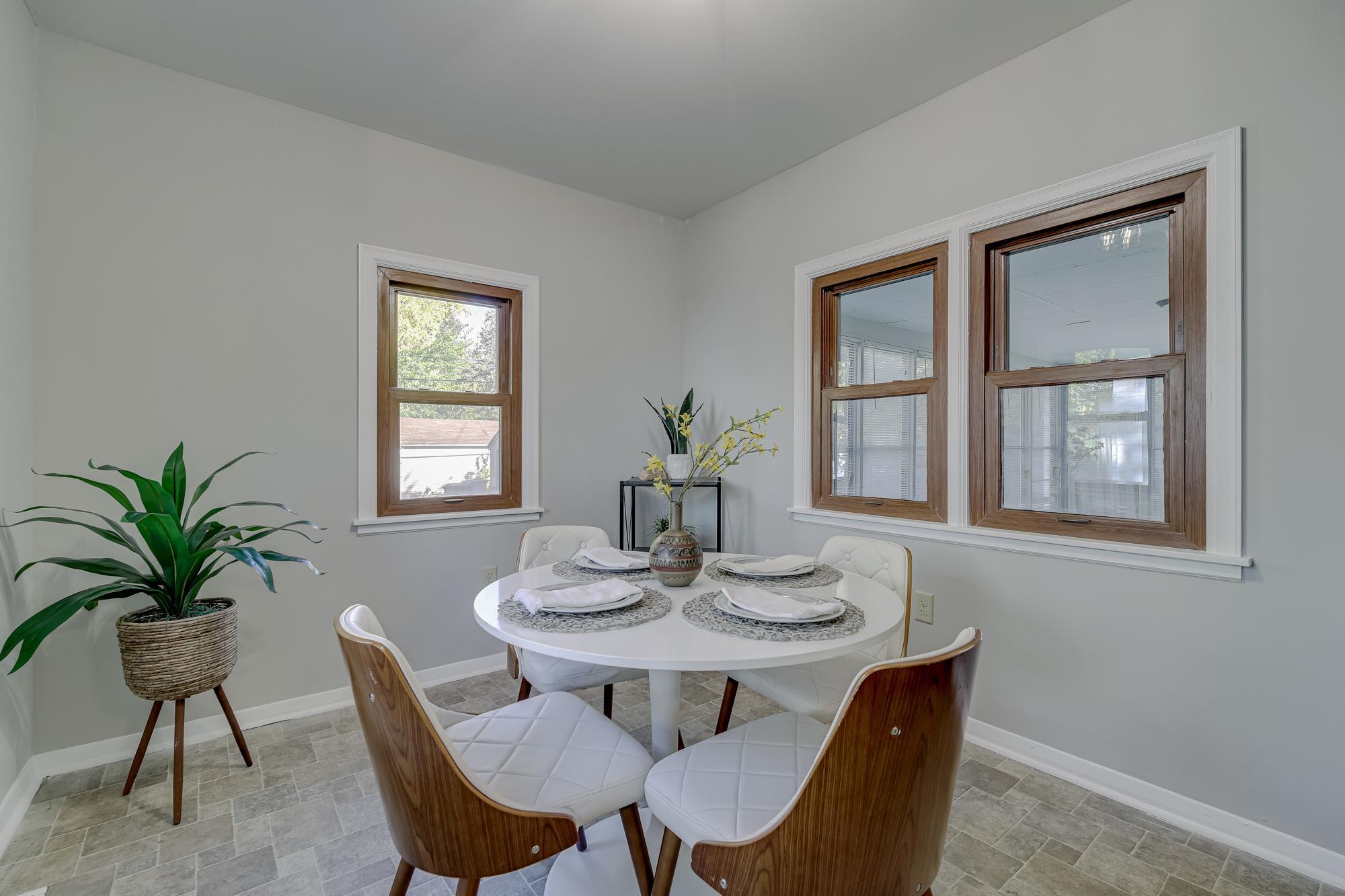 3620 Sheridan Avenue N