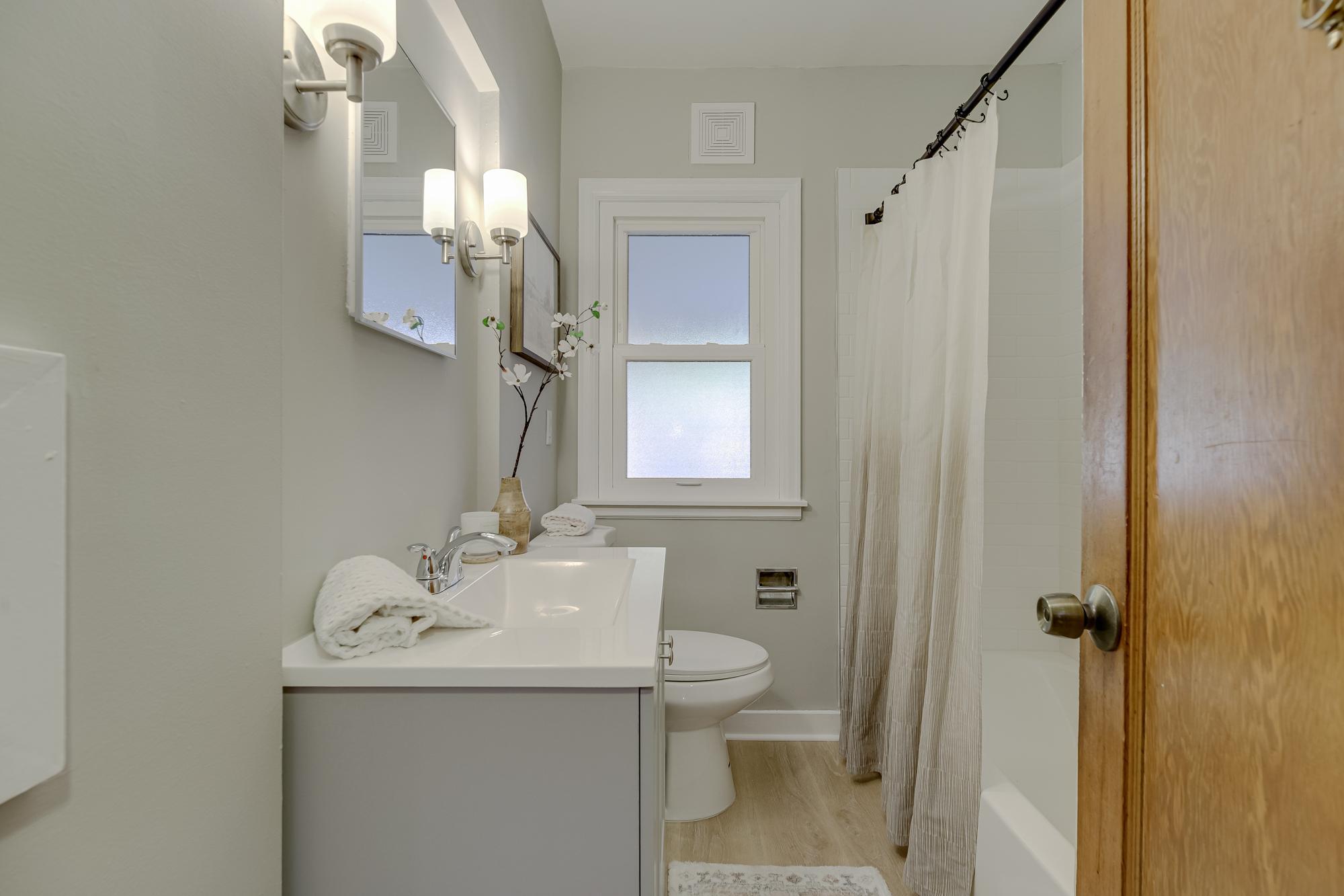 3620 Sheridan Avenue N