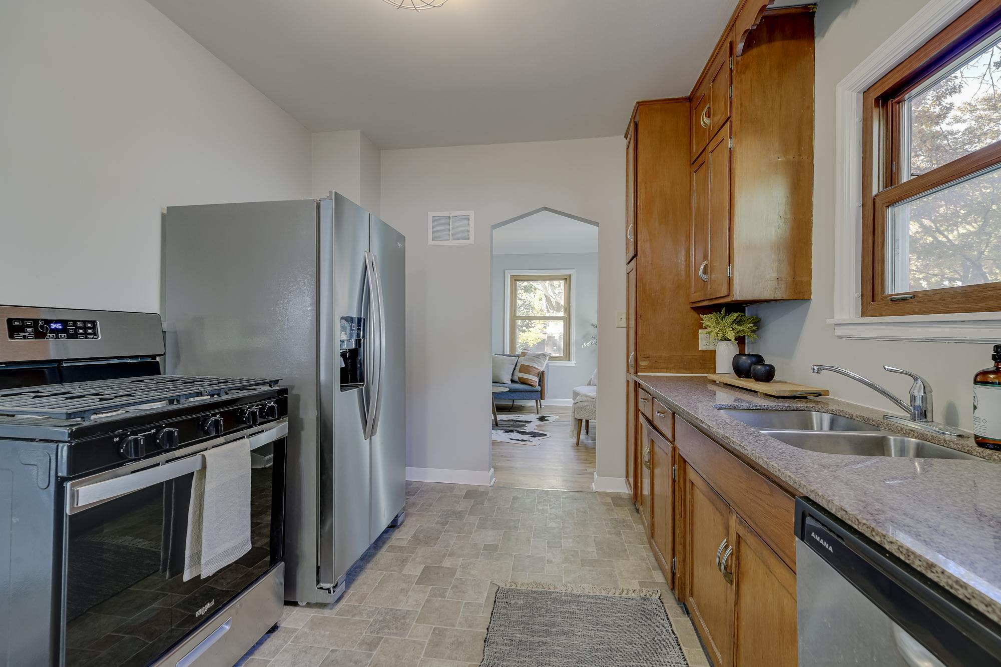 3620 Sheridan Avenue N