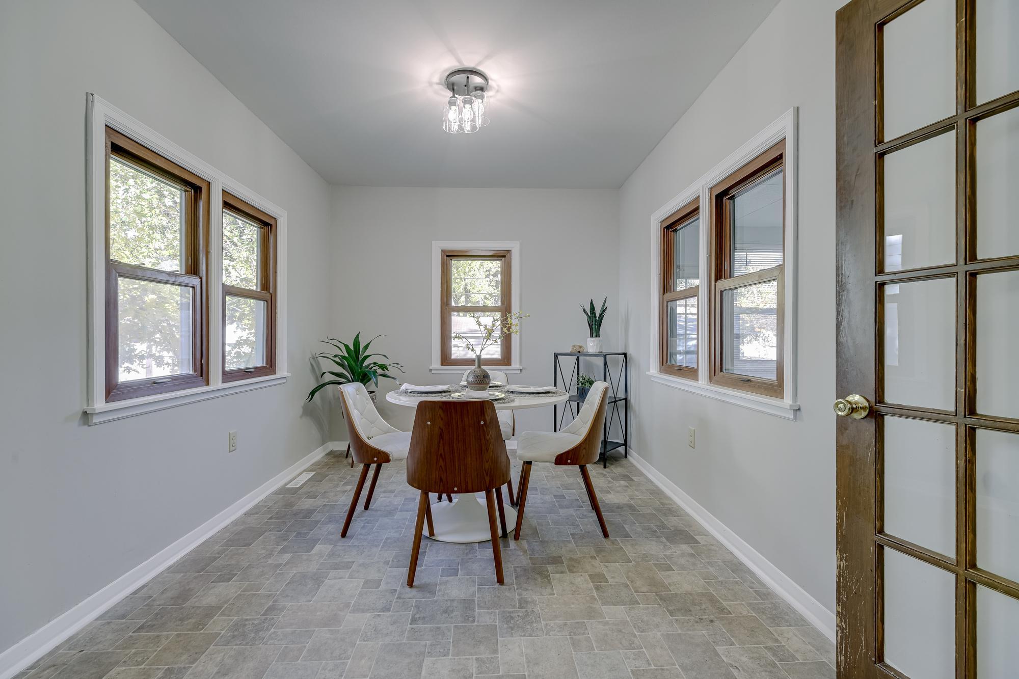 3620 Sheridan Avenue N