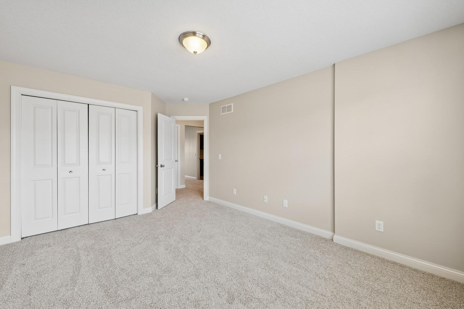 15349 Eagle Creek Way