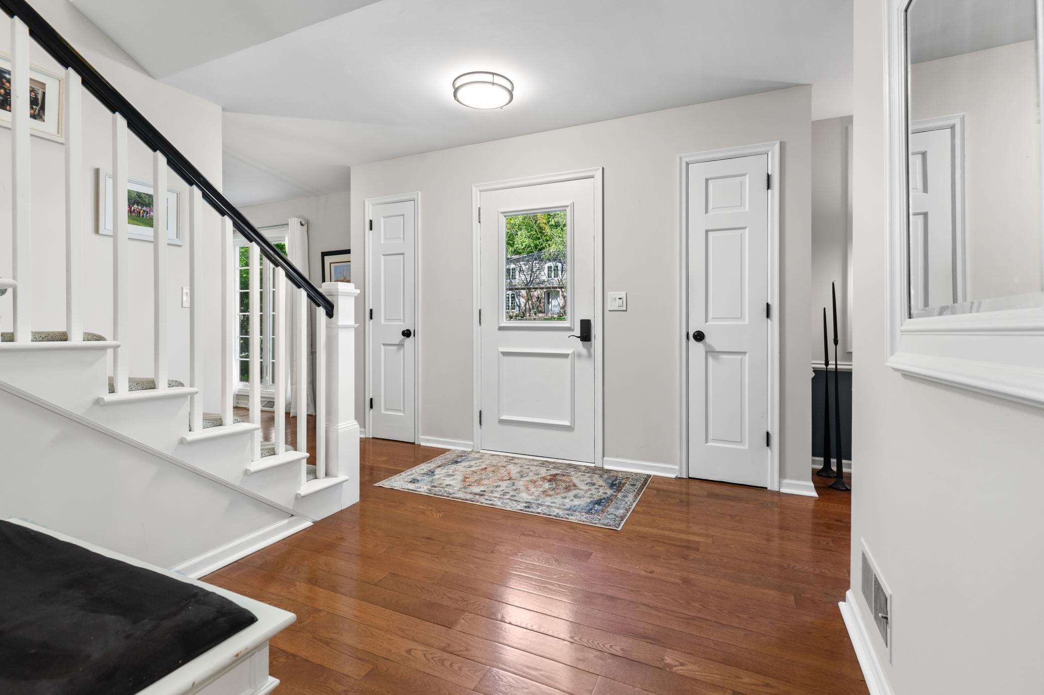 300 Lindawood Lane