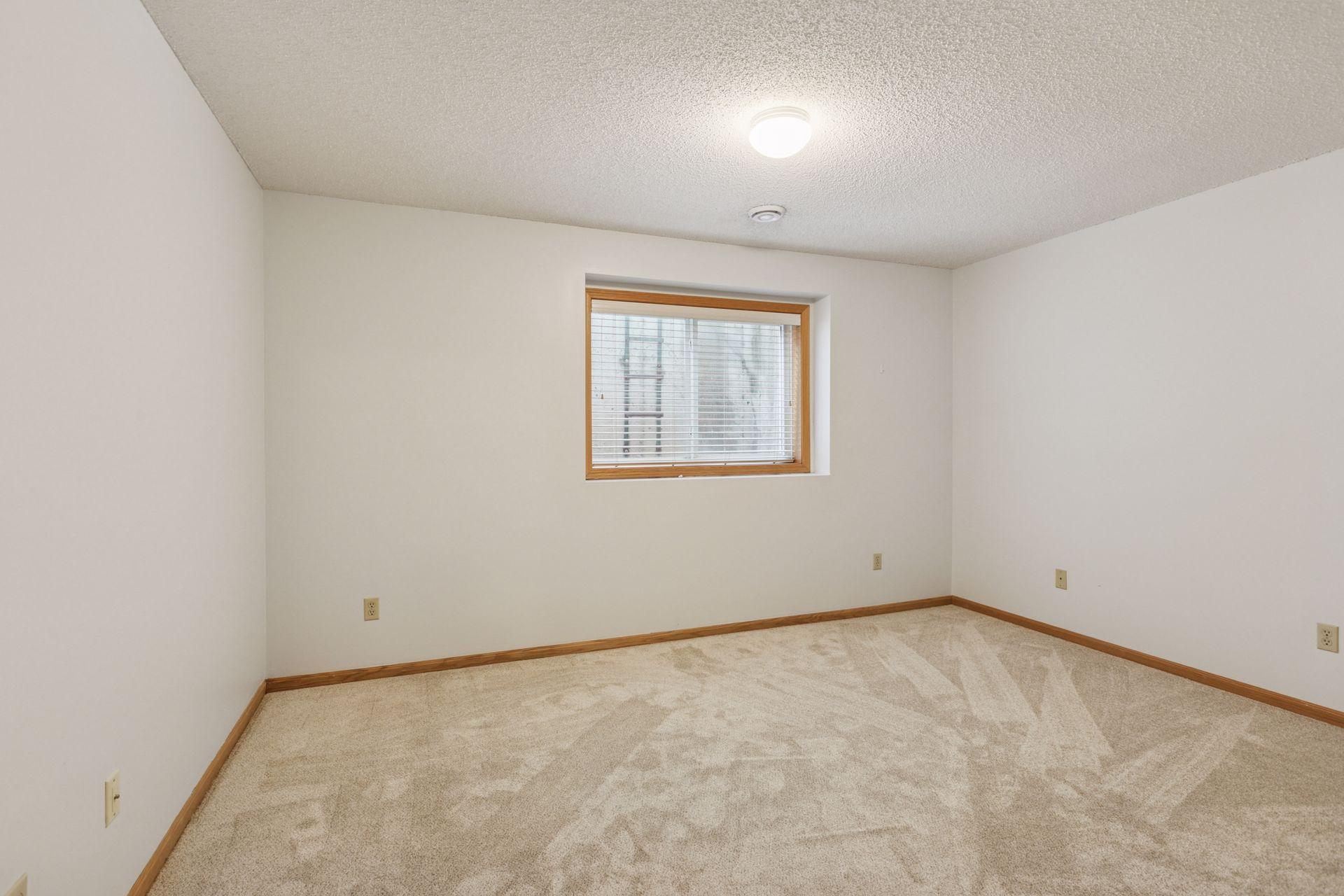5924 Prairie Ridge Drive