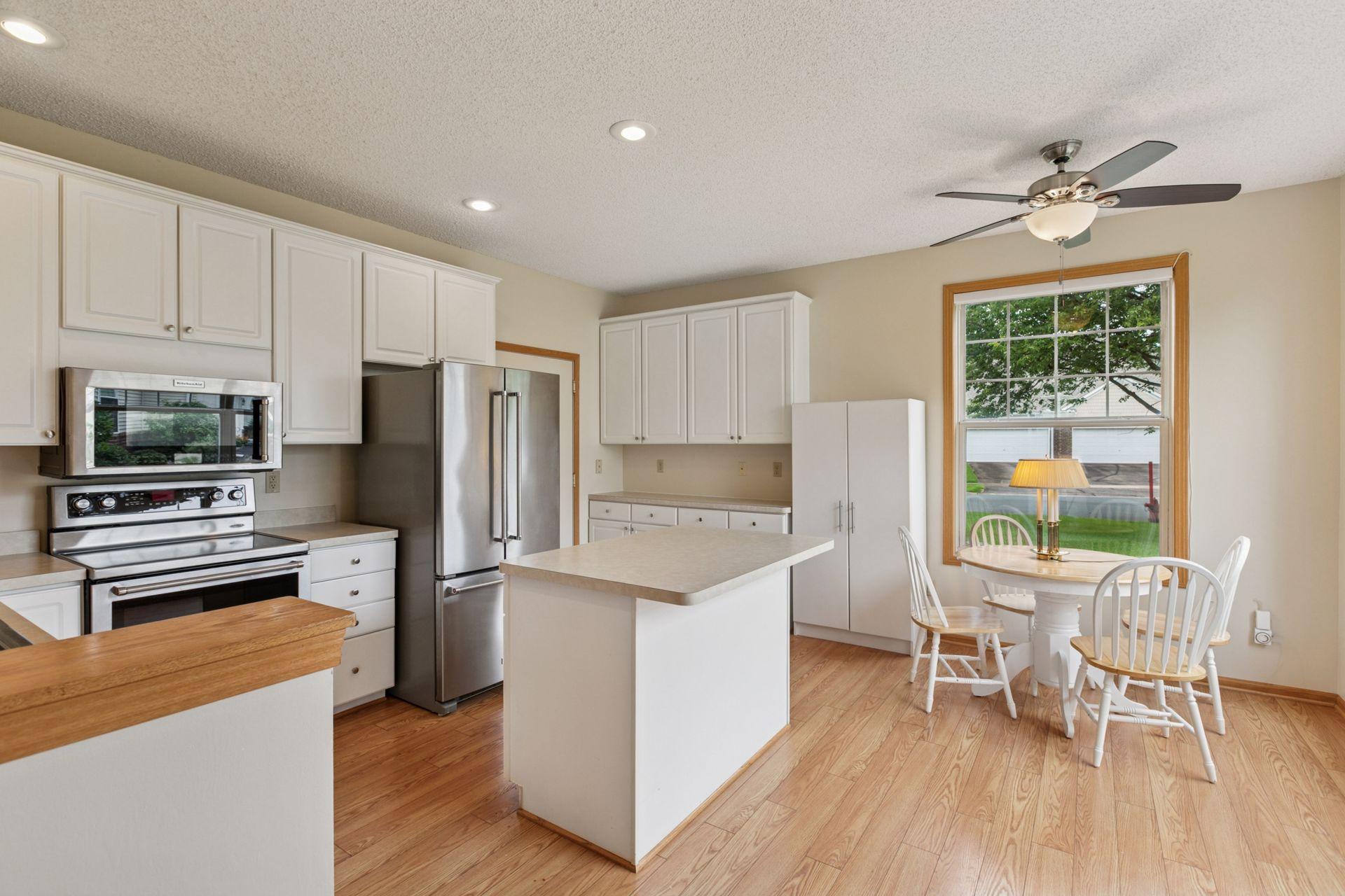 5924 Prairie Ridge Drive