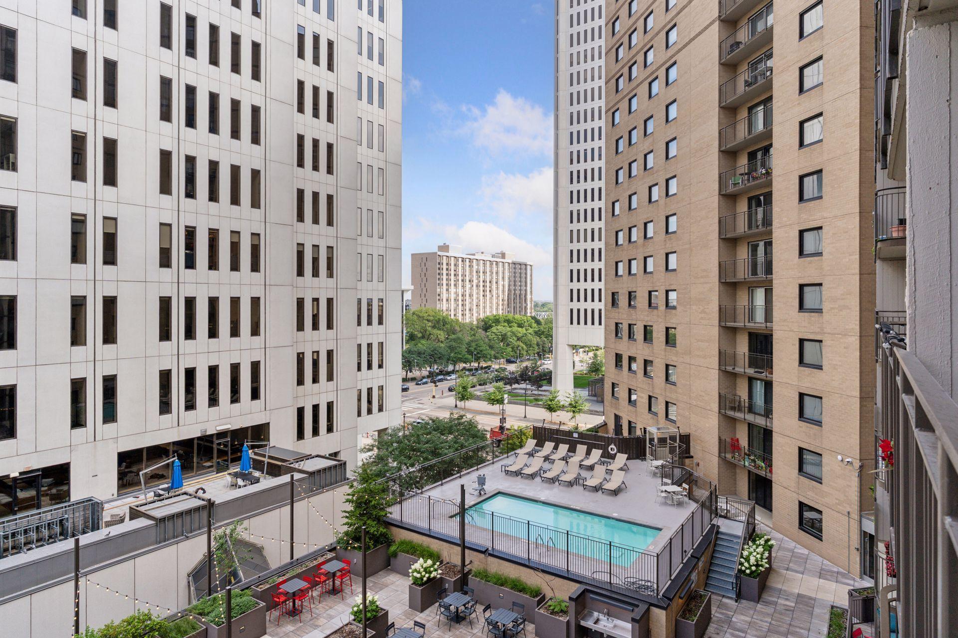 121 Washington Avenue S Unit: 707