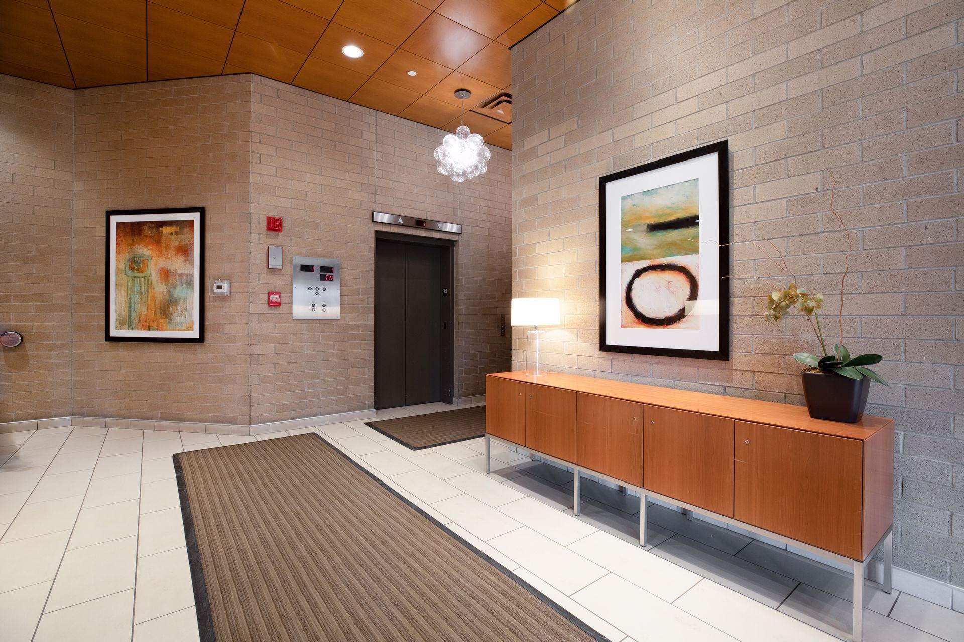 121 Washington Avenue S Unit: 707