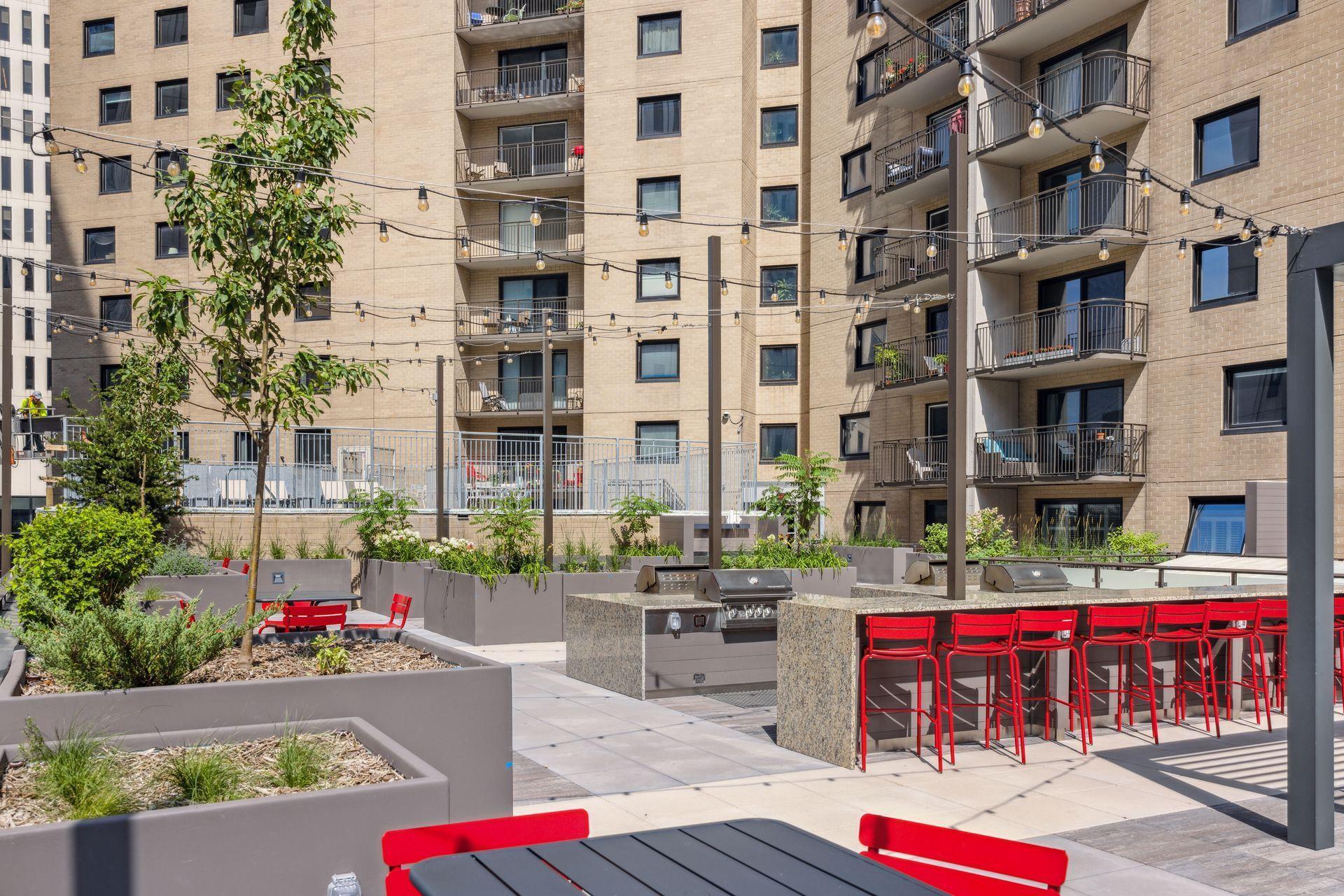 121 Washington Avenue S Unit: 707