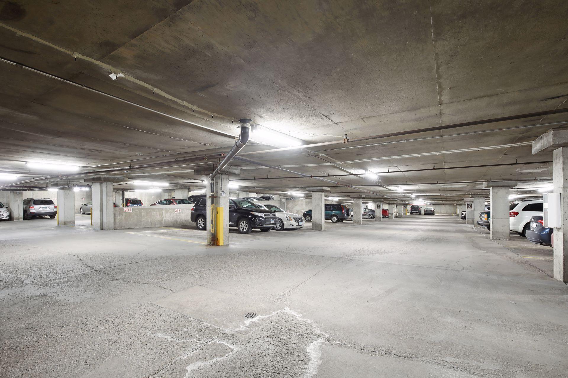 121 Washington Avenue S Unit: 707