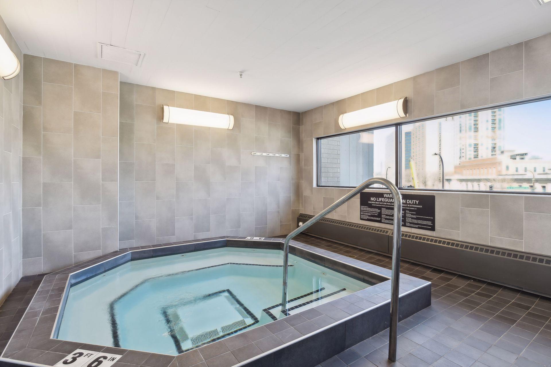 121 Washington Avenue S Unit: 707