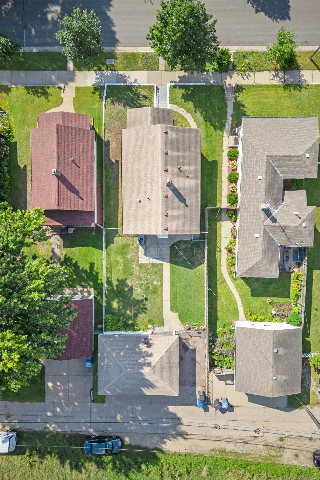 735 Buchanan Street NE